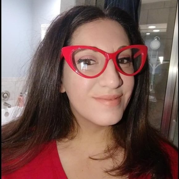 Meet your Posher, Marlene - Picture 6 of 6